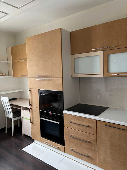 Оренда Квартира 1-кімнатна, 18/22 поверх на вул. Драгоманова, 1б Київ - фото 2