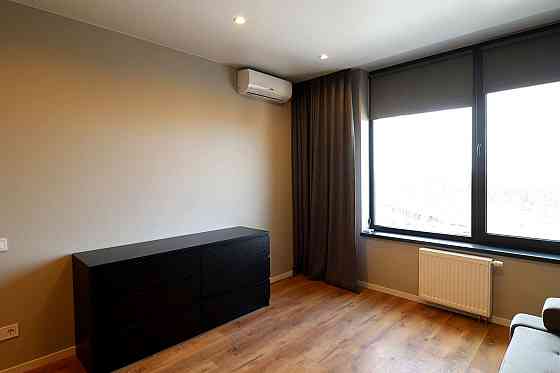 Продаж Квартира 1-кімнатна, 9/17 поверх на Берестейський вул., д. 67 Киев