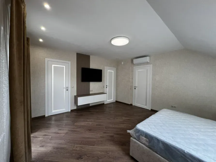 Продаж 2-поверховий Котедж  147.1 кв.м 3 кімн.  Виноградів - фото 12