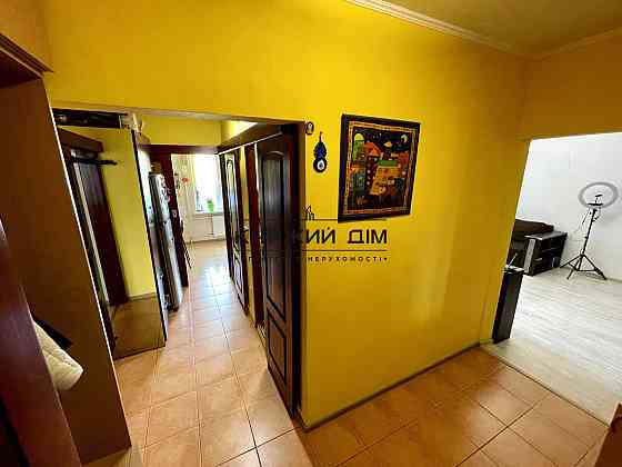 Продаж Квартира 2-кімнатна, 11/15 поверх на Ахматовой Анны ул. Київ