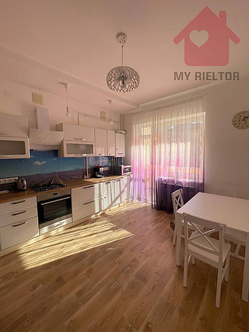 Оренда Квартира 1-кімнатна, 3/5 поверх на Волошина Минай - фото 2