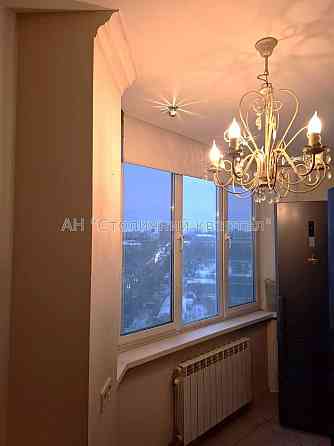 Оренда Будинок 3-кімнатний на Чорновола В'ячеслава вул., 20 Київ