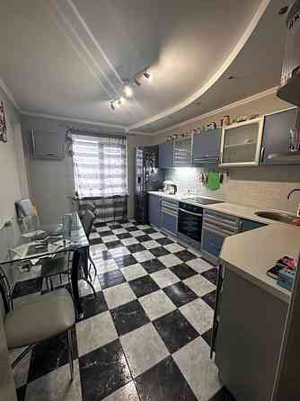 Продаж Квартира 2-кімнатна, 16/16 поверх на Днепровская набережная, 9 Киев