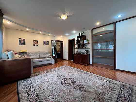 Продаж Квартира 3-кімнатна, 2/3 поверх на Майская ул., 4 Дніпро