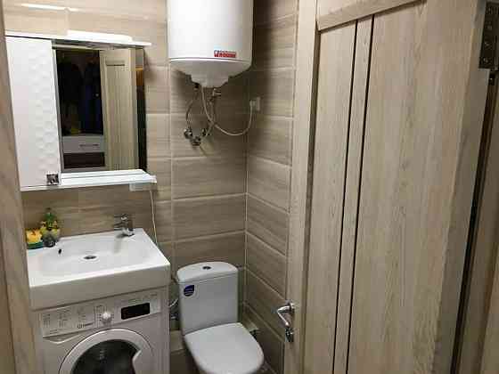 Оренда Квартира 1-кімнатна, 1/25 поверх на Харківське шосе, 188 Kiev