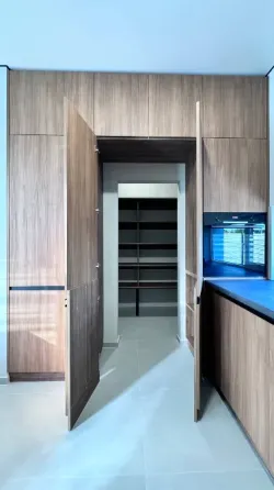 Продажа 2-этажный Дом с участком 4 сот 182.4 кв.м 4 комн. на вулиця Слобідська, 48 Ивано-Франковск