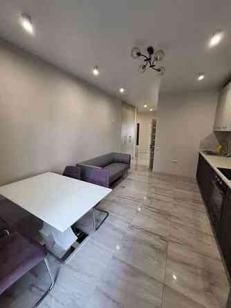 Оренда Квартира 2-кімнатна, 2/9 поверх на ул. Набережно-Рыбальская Київ