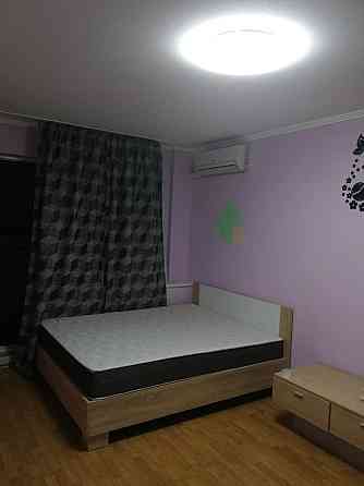 Оренда Квартира 1-кімнатна на Харьковское шоссе, 56 Київ