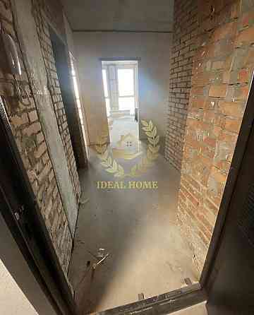 Продаж квартири в Києві під ремонт на проспекті Науки Киев