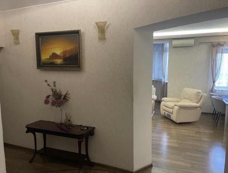 Продаж Квартира 4-кімнатна, 12/21 поверх на Чорновола вул., д. 25 Kiev - photo 2