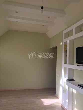 Продаж Будинок 4-кімнатний на вул. + 