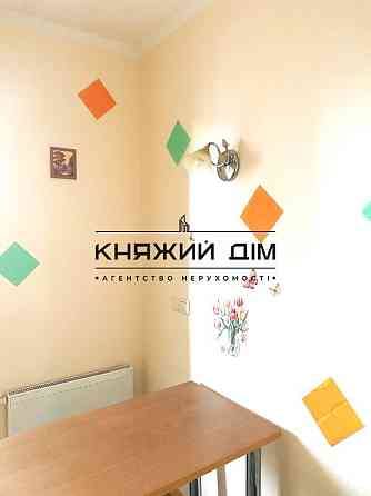 Оренда Квартира 3-кімнатна, 11/16 поверх на Анны Ахматовой ул. Київ