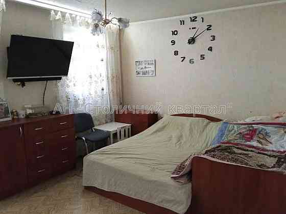 Продаж Будинок 3-кімнатний на Полярна вул., 8Е Киев