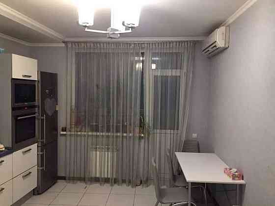 Оренда Квартира 1-кімнатна, 6/23 поверх на ул. Урловская Київ