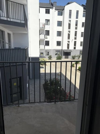 Просторная квартира в новом доме на пос. Котовского Крижановка (Коминтернивський район) - изображение 1