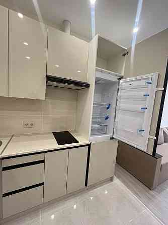 Продаж Квартира 1-кімнатна, 4/17 поверх на Жемчужная ул., 11 Одеса