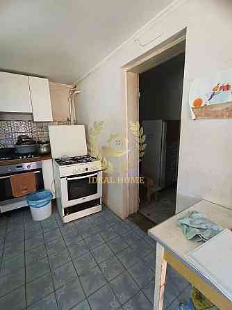 Продаж Будинок 3-кімнатний на 1-го Мая ул., 12 Hlevakha