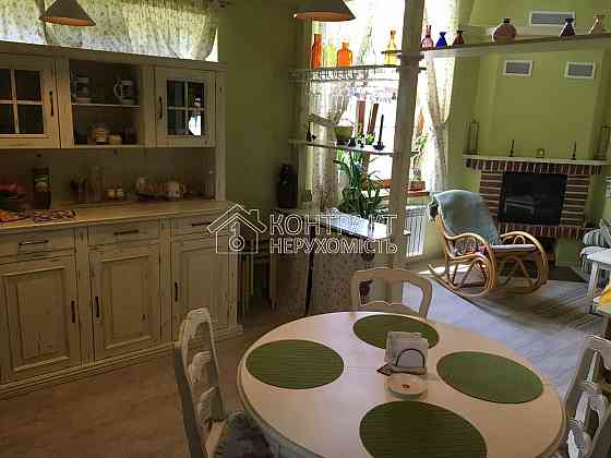 Продаж Будинок 4-кімнатний на вул. Партизанська 