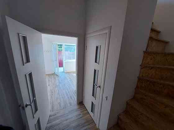 Продам двухуровневую квартиру после ремонта на 2-м пер. Ползунова Одесса