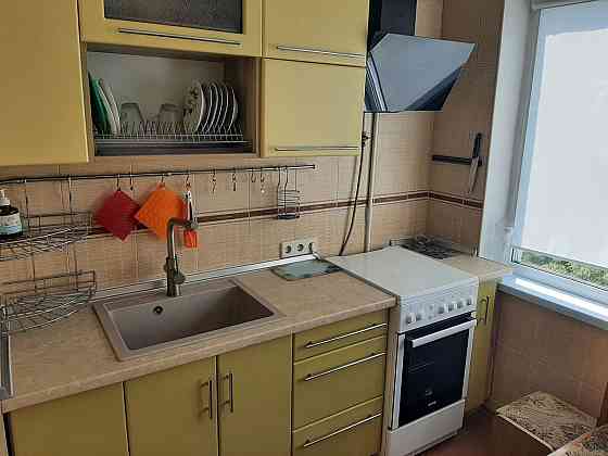 Оренда Квартира 1-кімнатна, 5/9 поверх на Героїв полку Азов, 3-А Київ