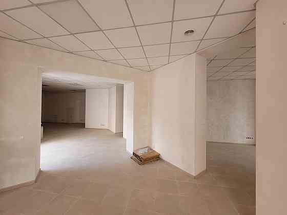 Оренда приміщення вільного призначення на Орлика П. вул., 8 поверх - 2/2 Івано-Франківськ