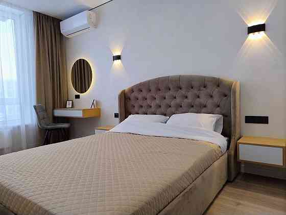 Продаж Квартира 1-кімнатна, 8/25 поверх на Олександра Олеся вул., д. 5А Київ