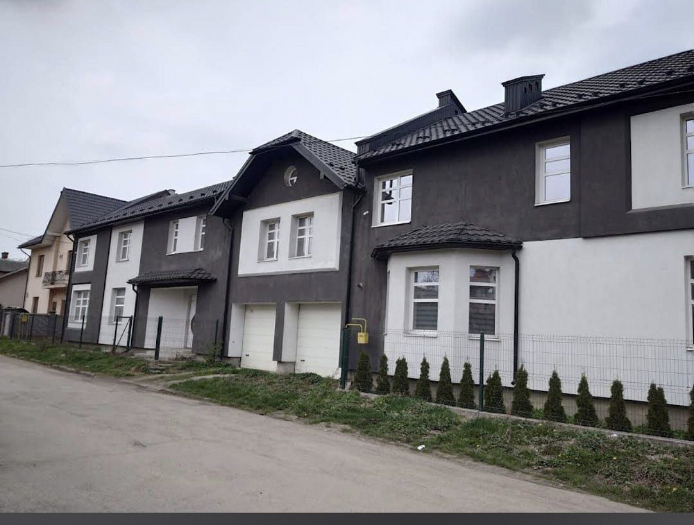 Продаж Будинок на Кобилянської вул., 43 Івано-Франківськ - фото 1