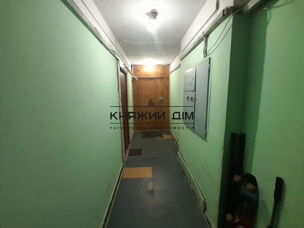 БЕЗ КОМІСІЇ! Продаж 3-кімнатна роздільна квартира, метро Святошин. № 21144462 Київ - фото 13