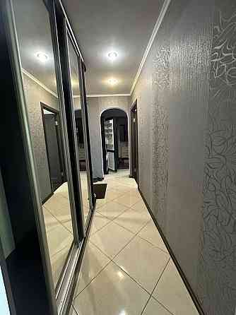 Продаж Квартира 2-кімнатна, 8/9 поверх на Оріхуватська вул., д. 12 Київ