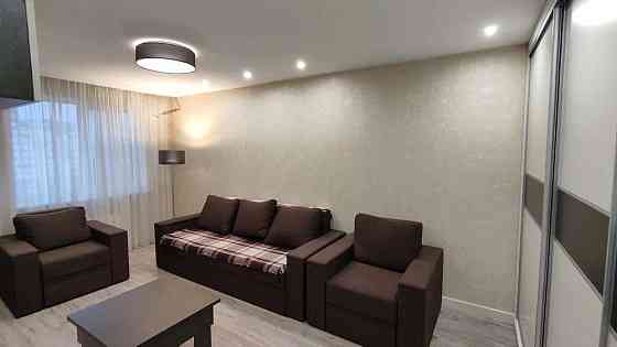 Оренда Квартира 2-кімнатна, 13/25 поверх на ул. Героев Севастополя Київ