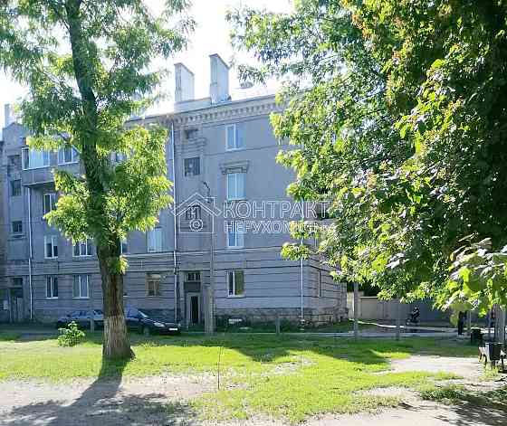 Продаж Квартира 3-кімнатна, 1/4 поверх на вул. Григорівське Харьков