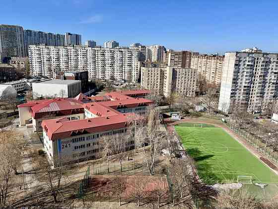 Продаж Квартира 1-кімнатна, 15/25 поверх на Голосіївська вул., д. 13 Киев