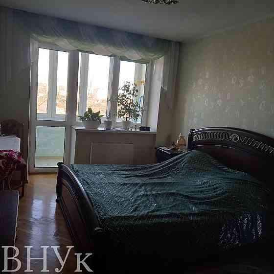 Продаж Квартира 3-кімнатна, 3/5 поверх на Чорновола Luts'k