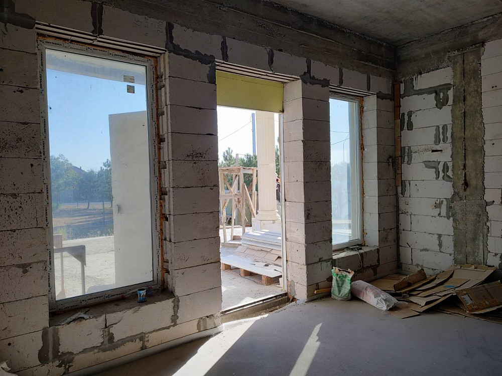 Продам. Неоконченное строительство. Молодижне - изображение 2