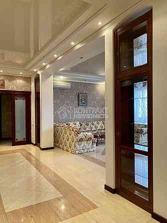 Оренда Квартира 5-кімнатна, 15/16 поверх на вул. Ляпунова Харків