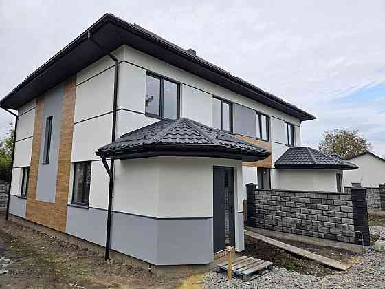 Продаж Будинок 4-кімнатний на вул. Малорівненська Рівне