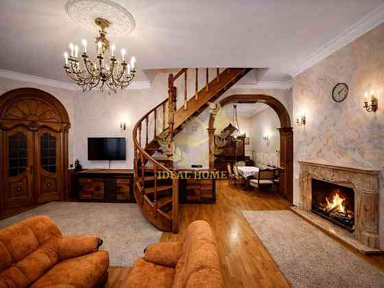 Продаж Квартира 6-кімнатна, 6/7 поверх на Хмельницкого Богдана ул., 32 Київ