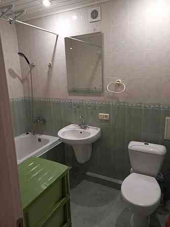 Продаж Квартира 2-кімнатна, 8/10 поверх на Миколи Міхновського вул., д. 10а Kiev