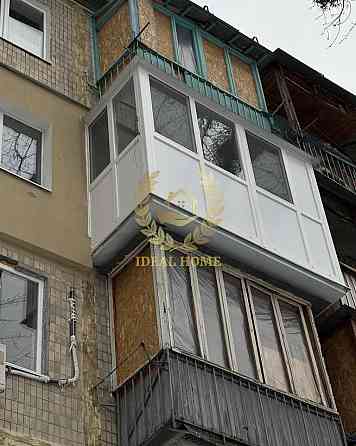 Продаж Квартира 2-кімнатна на Героев Севастополя ул., 8 Київ