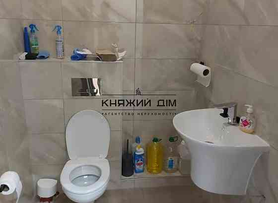 Продаж торгове приміщення на Краснозвездный просп./Лобановського просп. поверх - 1/25 Київ