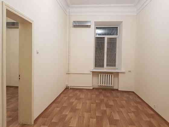 Оренда Квартира 3-кімнатна, 1/5 поверх на ул. Сечевых Стрельцов, 10 Київ