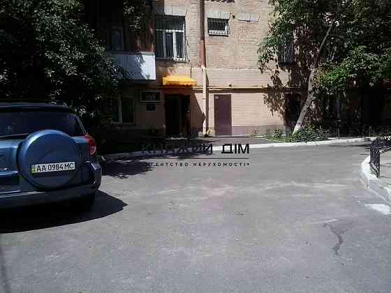 Оренда офісне приміщення на Тарасовская ул. поверх - 1/5 Київ