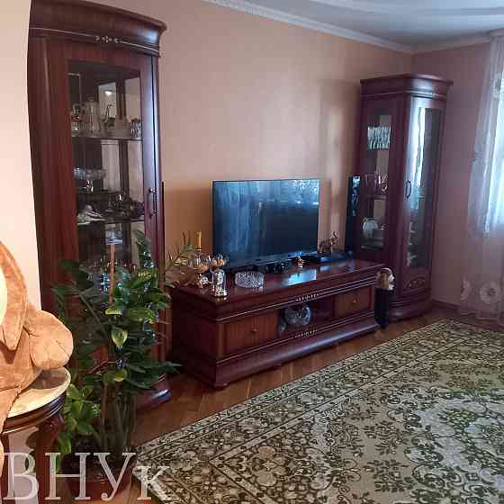 Продаж Квартира 3-кімнатна, 3/5 поверх на Чорновола Luts'k