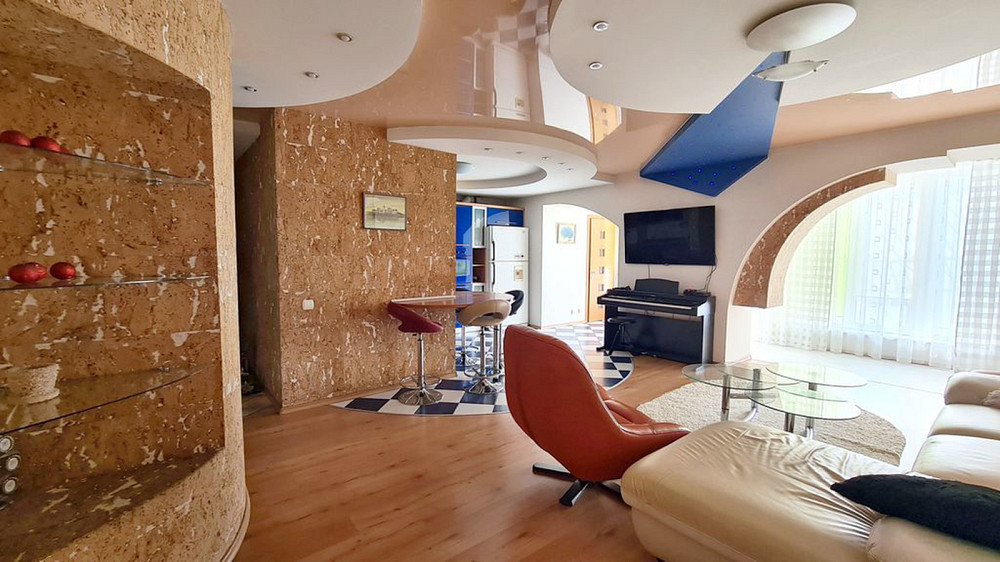 Продаж Квартира 5-кімнатна, 5/10 поверх на Высоцкого ул., 2 Дніпро - фото 4