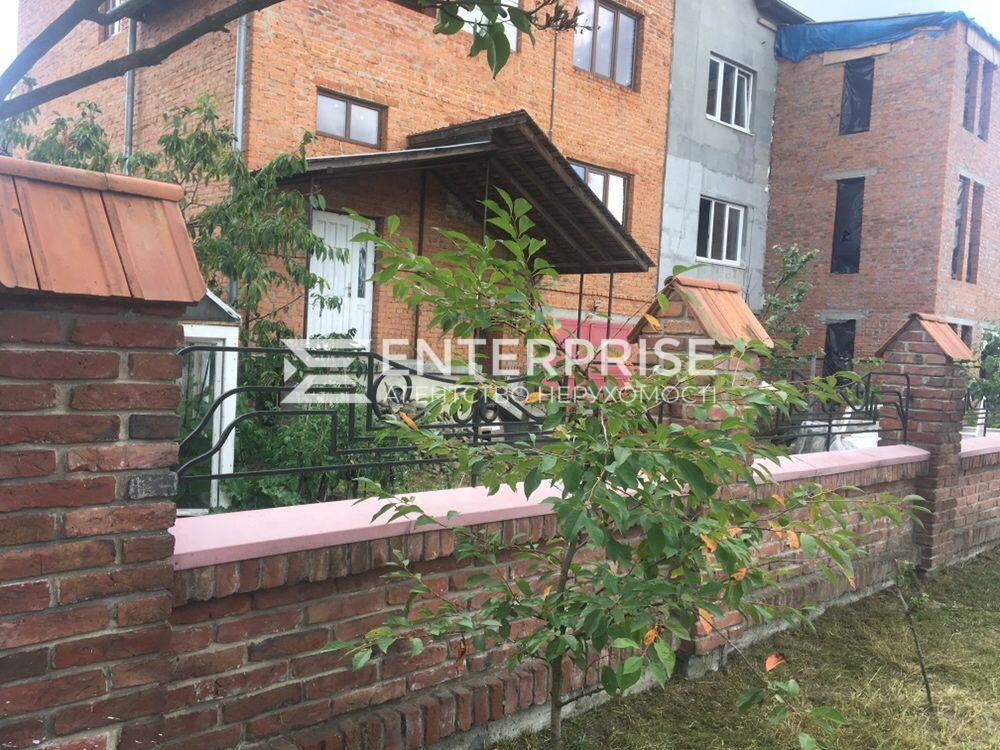 Продаж 3-поверховий Будинок з ділянкою 4 сот 170 кв.м 5 кімн. на Арктичної вул. Брюховичі (Перемишлянський район) - фото 2
