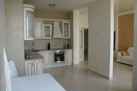 Шикарная 1 ком.-студио на Соломенке. № 1168442 Kiev