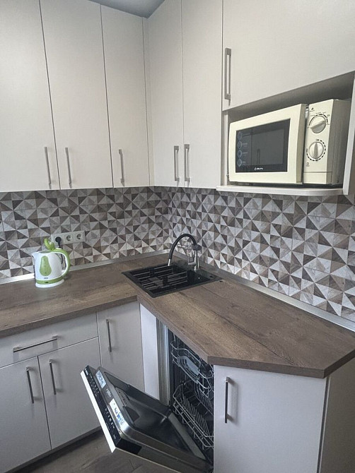 Оренда Квартира 1-кімнатна, 8/9 поверх на просп. Романа Шухевича, 22а Київ - фото 2