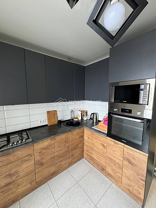 Продаж Квартира 1-кімнатна, 9/9 поверх на вул. Салтівське Харків - фото 1