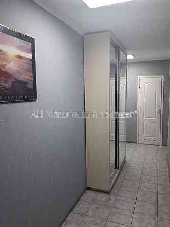 Оренда офісне приміщення на Іллєнка Юрія вул., 71/73 приміщень - 6, поверх - 1/9 Киев