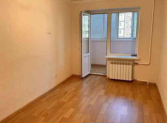 Продаж Квартира 3-кімнатна, 7/9 поверх на Тепличная ул., 33 Дніпро